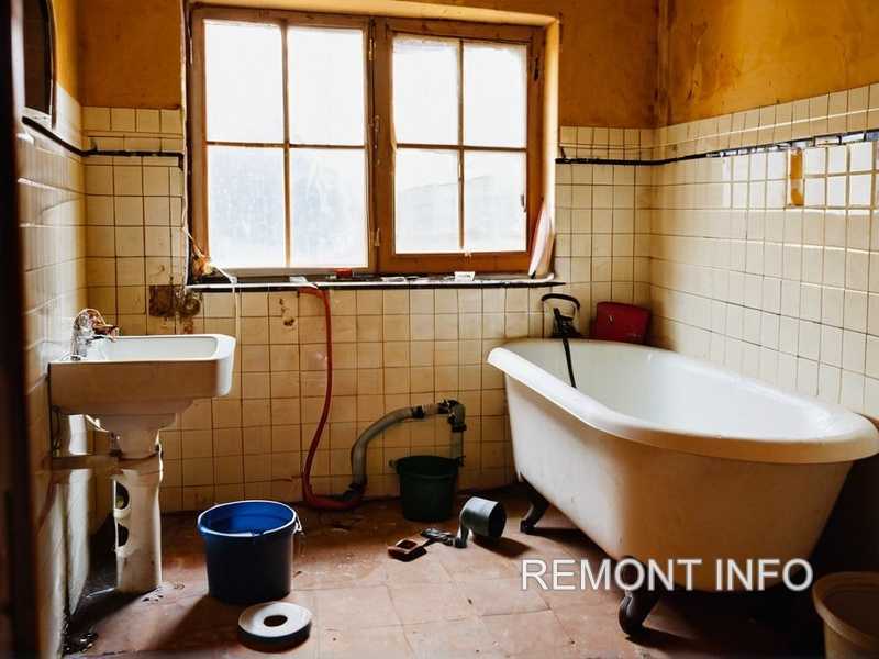 Как правильно сочетать обои на кухне с открытой планировкой и соседними зонами?