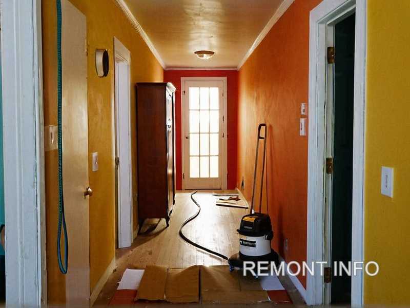 Как подобрать цвет и фактуру плитки для минимизации следов и грязи?